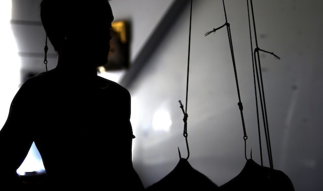 Extreme body modification and body suspension