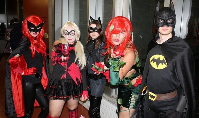 Halloween costume superheros