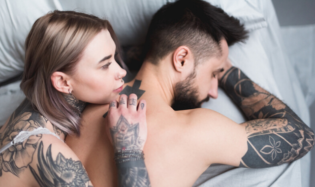 couple in a bdsm relationship move in together