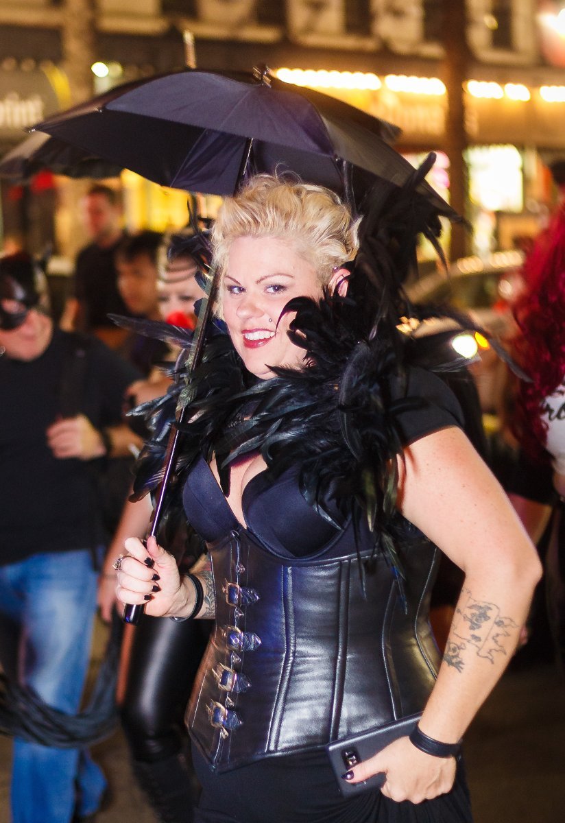 domcon2.jpg